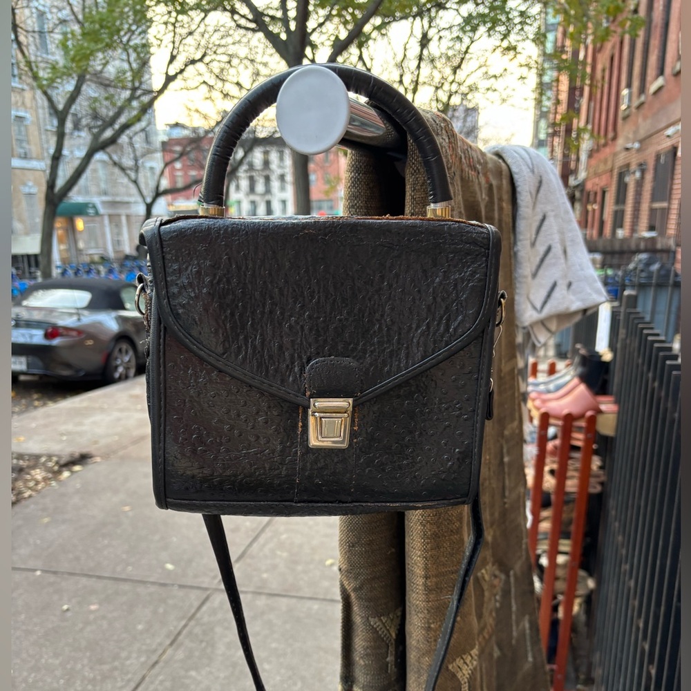 Vintage Black Textured Crossbody Bag